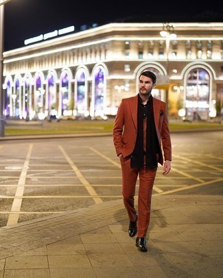 С чем носить черный шарф мужчине