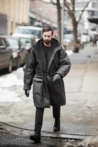Какие повседневные ботинки носить с черной дубленкой мужчине
