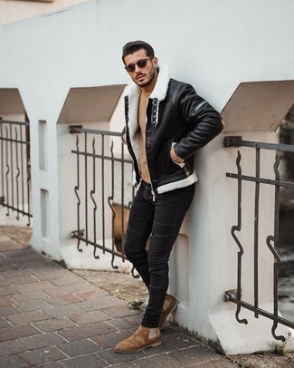 Как носить черную короткую дубленку с черными джинсами мужчине