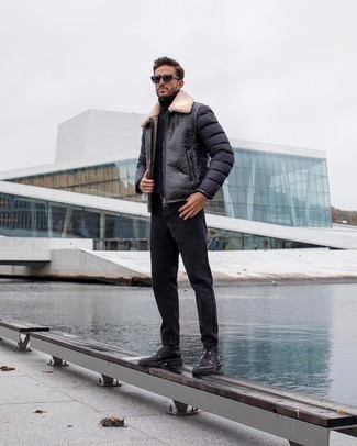 Какие джинсы носить с черной короткой дубленкой мужчине