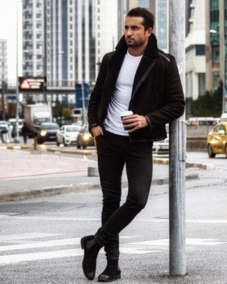 Какие джинсы носить с черной короткой дубленкой мужчине