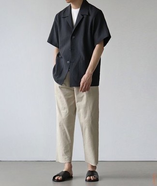 С чем носить черную рубашку мужчине лето