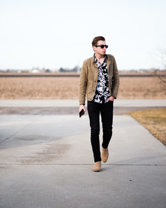 С чем носить черную рубашку мужчине весна