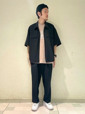 С чем носить черную рубашку мужчине весна