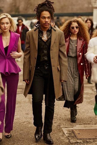 С чем носить черную рубашку в 20 лет мужчине