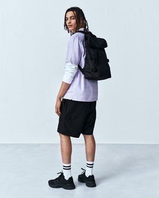 Какие кроссовки носить с черными шортами мужчине