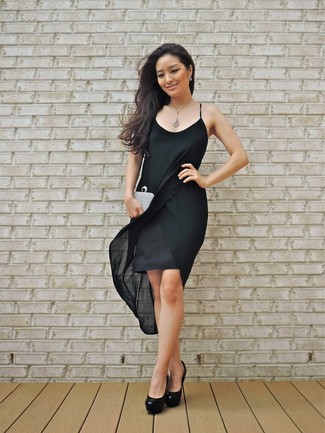 С чем носить черное шелковое платье