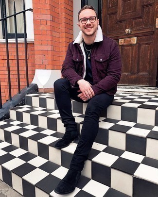 С чем носить черные зауженные джинсы мужчине