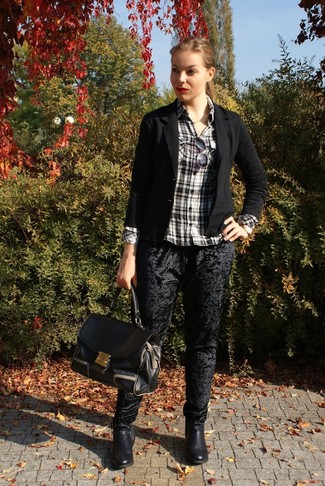 Как носить черные узкие брюки с черным пиджаком