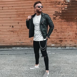 Какие косухи носить с черными слипонами мужчине