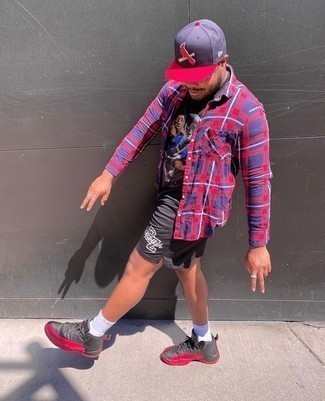 С чем носить черные спортивные шорты мужчине