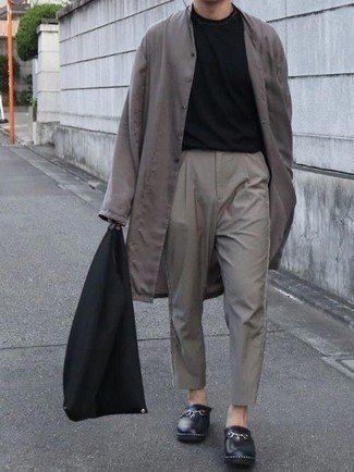 С чем носить черные лоферы с шипами мужчине