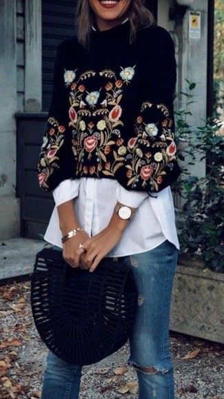 С чем носить черную замшевую сумку женщине