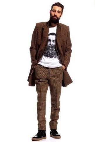 С чем носить черные замшевые высокие кеды мужчине