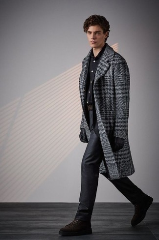 Какие повседневные ботинки носить с черным костюмом