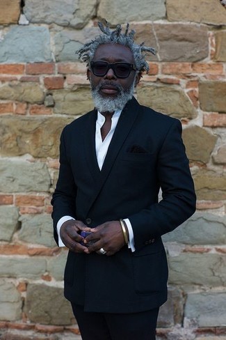 Какие рубашки с длинным рукавом носить с черным костюмом