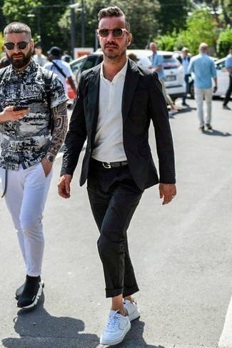 Какие низкие кеды носить с черным костюмом