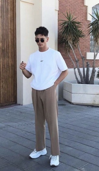 С чем носить черные солнцезащитные очки мужчине