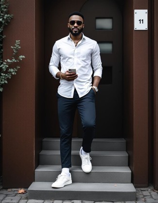 С чем носить черные солнцезащитные очки мужчине