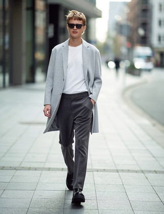 С чем носить черные солнцезащитные очки мужчине