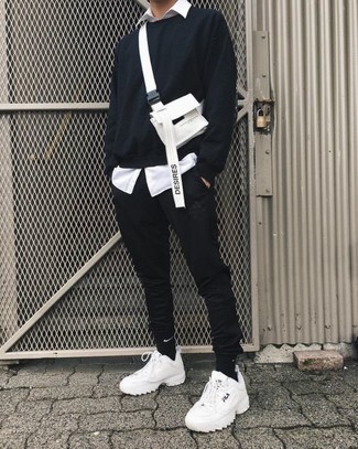 Как носить черные спортивные штаны с белыми кроссовками мужчине