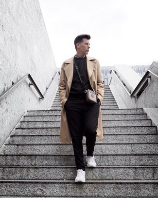 С чем носить черный свитшот мужчине