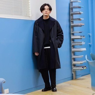 Какие дождевики носить с черным свитшотем мужчине