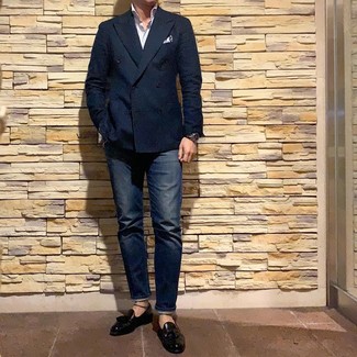 Какие джинсы носить с черными лоферами с кисточками