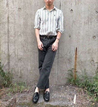 Какие джинсы носить с черными лоферами с кисточками