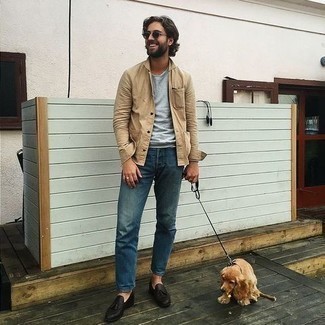 Какие джинсы носить с черными лоферами с кисточками