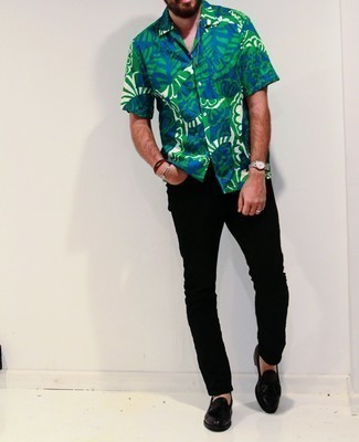 Какие джинсы носить с черными лоферами с кисточками