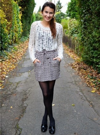 С чем носить черные туфли с кисточками