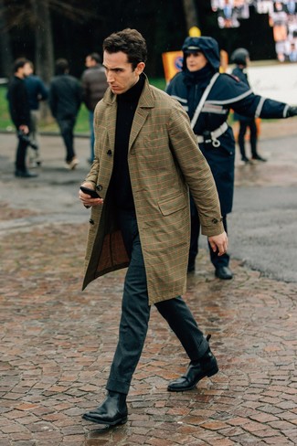 Как носить черную водолазку с бежевым плащом мужчине