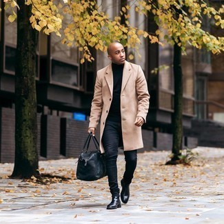 Как носить черную водолазку с черными джинсами мужчине