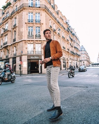 Как носить черную водолазку с коричневым бомбером мужчине