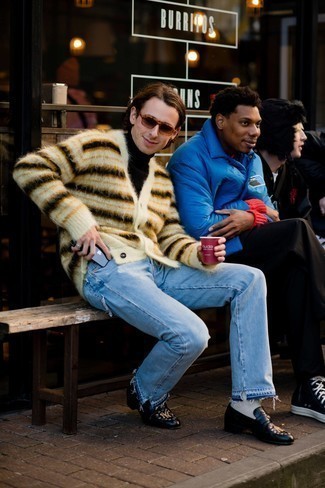 Какие кардиганы носить с черной водолазкой мужчине