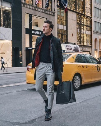 Как носить черную водолазку с серыми брюками чинос