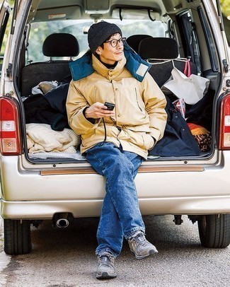 Какие парки носить с черной водолазкой мужчине