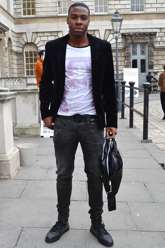 С чем носить черный бархатный пиджак мужчине