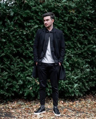 С чем носить черные носки в вертикальную полоску мужчине