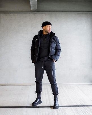 Как носить черную ветровку с черной курткой-пуховиком мужчине