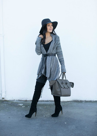 С чем носить черную шерстяную шляпу женщине