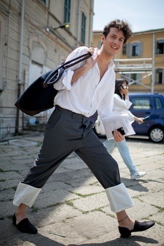 С чем носить черные плетеные лоферы мужчине