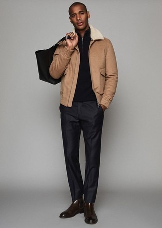 С чем носить черный свитер с воротником на молнии мужчине