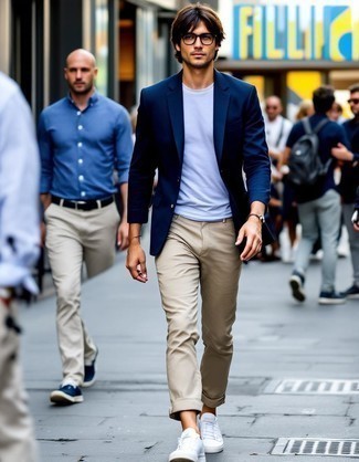 Как носить пиджак с футболкой мужчине