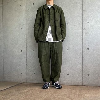 С чем носить синие кроссовки мужчине