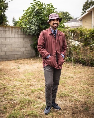 С чем носить синие кроссовки мужчине