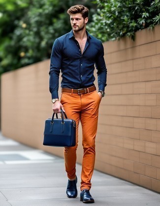 С чем носить синюю сумку мужчине