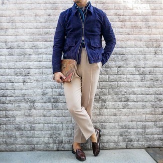 С чем носить синюю бандану мужчине