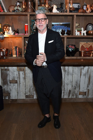 Как носить синий пиджак с черными брюками чинос